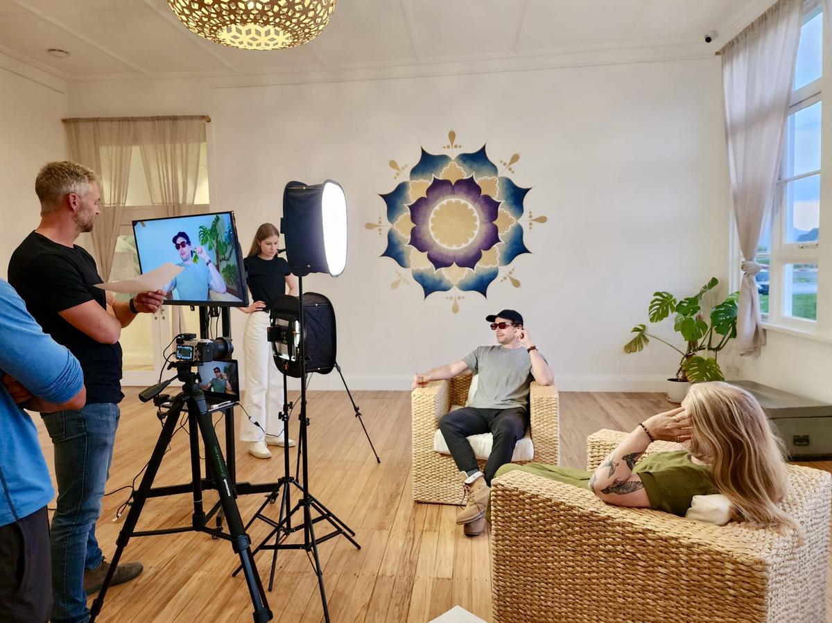 Adults screen acting class in studio